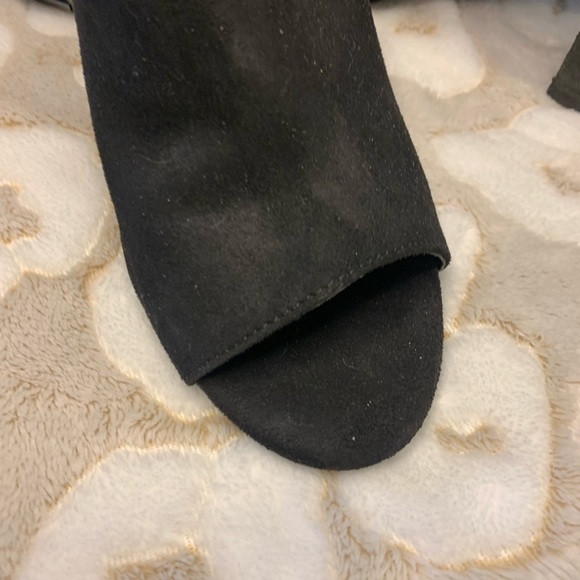 Black Open toed heels 7 1/2 Carlos by Carlos Santana - Picture 3 of 6